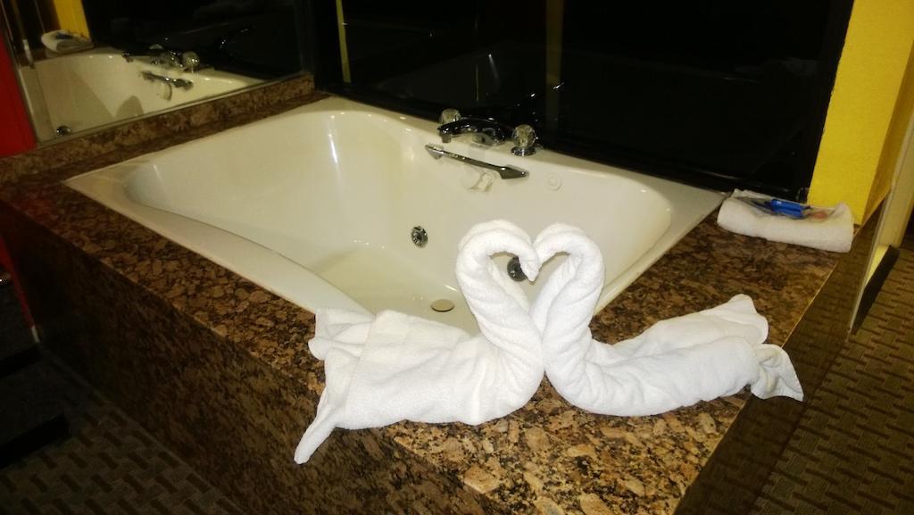 Luxury Inn 채널뷰 외부 사진