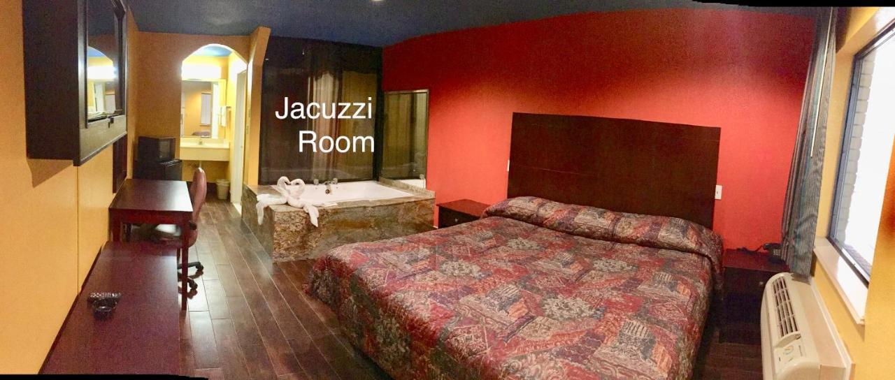 Luxury Inn 채널뷰 외부 사진